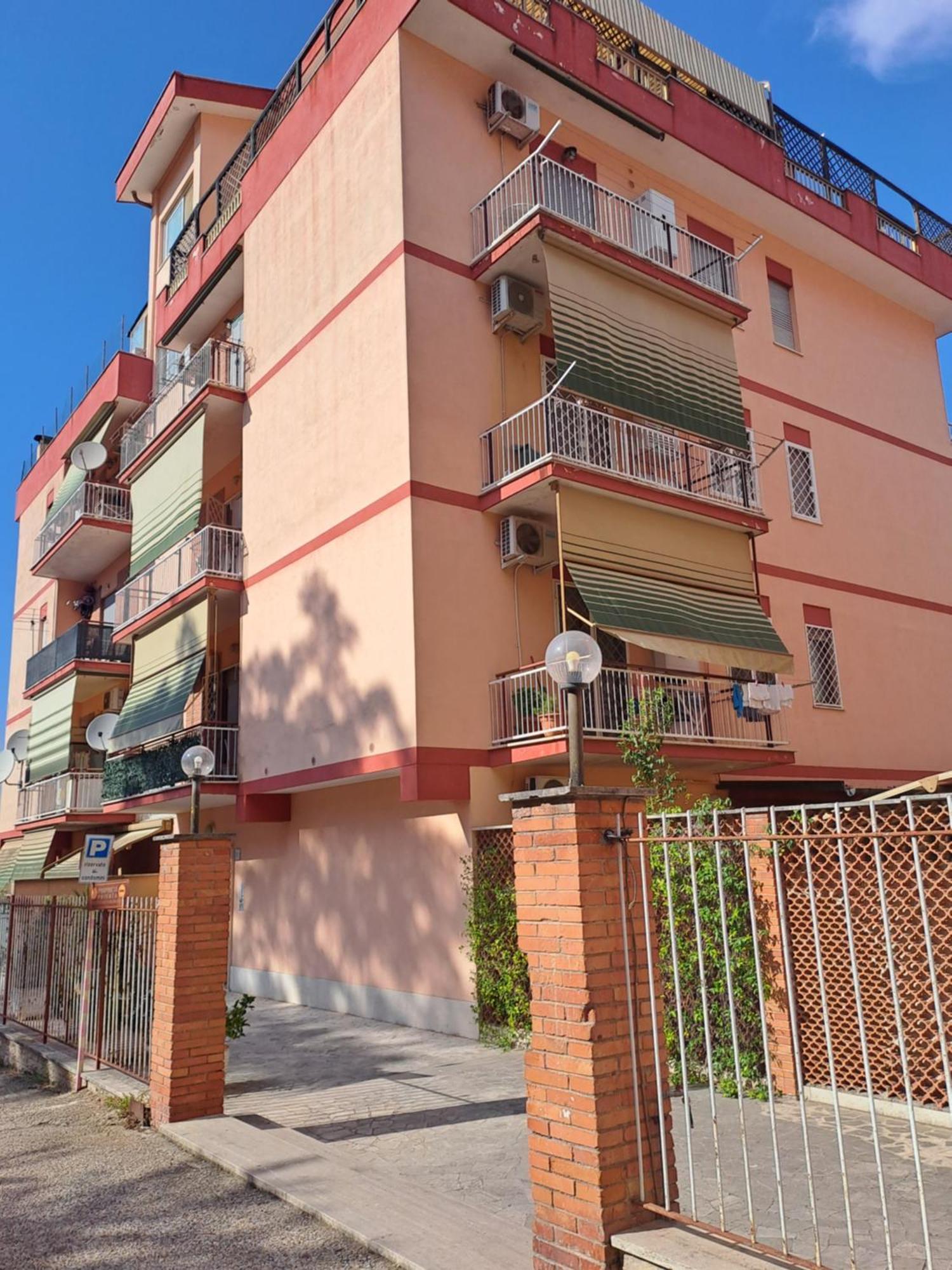 "Vacanza A Casa" - Gallicano & Gallicano2 Rome Exterior photo